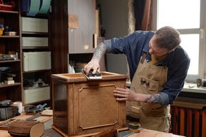 cabinet refinishing